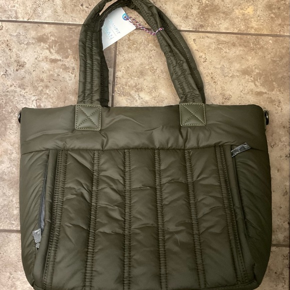 Urban Expressions Handbags - NWT Urban Expressions Olive Green Puffer Tote